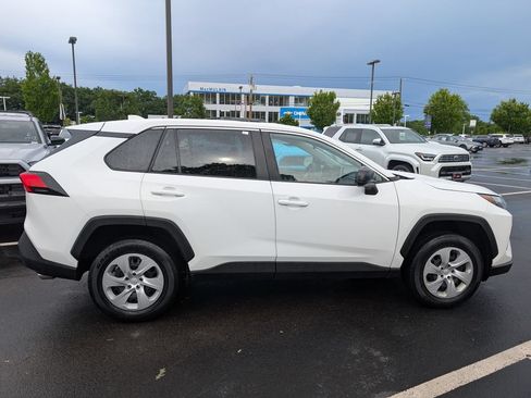 Certified 2024 Toyota RAV4 LE AWD/4WD image 10