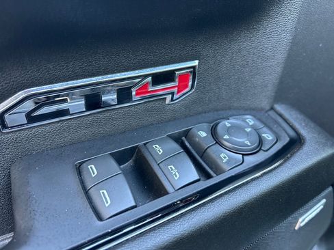 Used 2024 GMC Sierra 1500 AT4 w/ Technology Package image 27