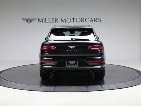 New 2025 Bentley Bentayga image 6