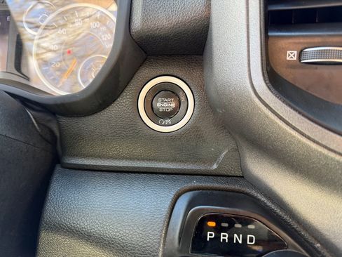 Used 2019 RAM 2500 Tradesman AWD/4WD image 9