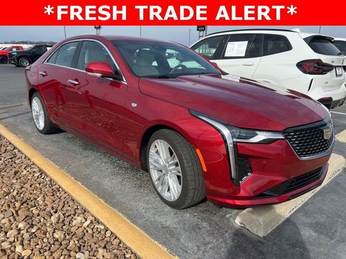 Used 2025 Cadillac CT4 Premium Luxury image 3