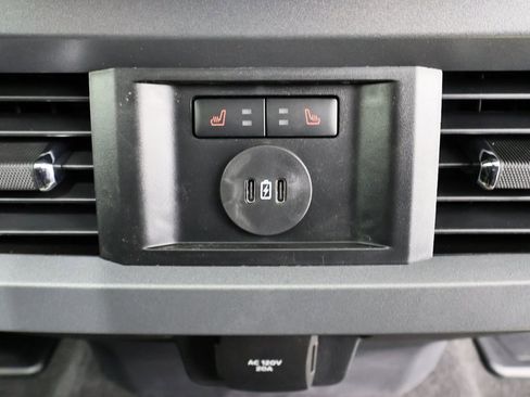 New 2025 Ford F350 Lariat w/ Lariat Ultimate Package image 14