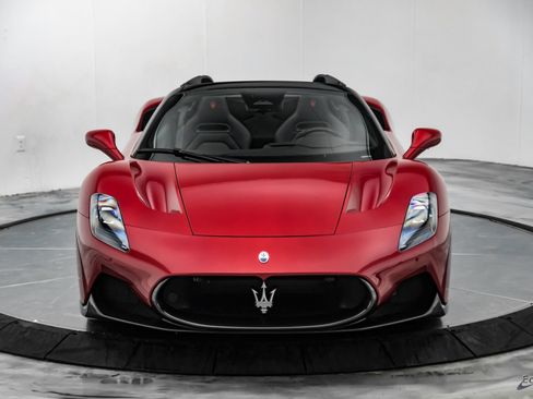 Used 2023 Maserati MC20 Spyder RWD image 40