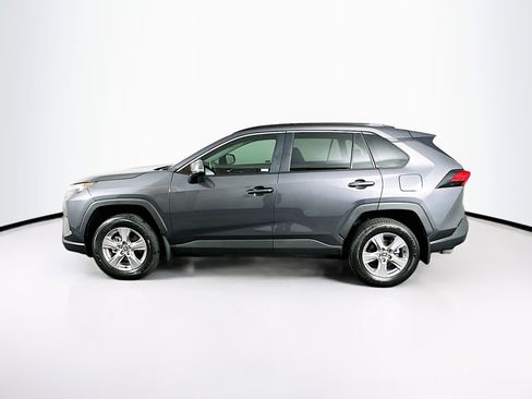 Used 2025 Toyota RAV4 XLE w/ Convenience Package FWD image 4