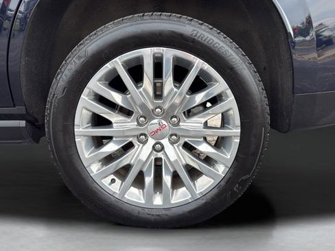 Used 2023 GMC Yukon Denali AWD/4WD image 42