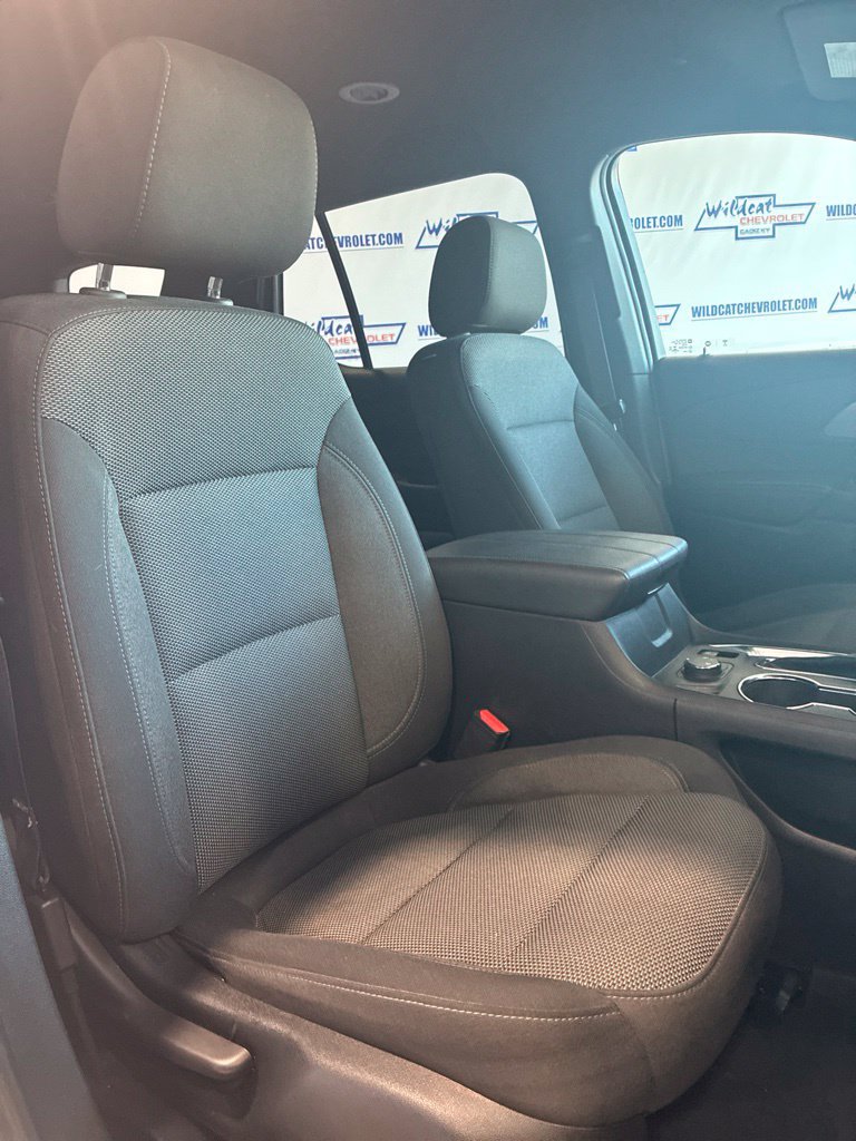Used 2023 Chevrolet Traverse LT AWD/4WD image 39