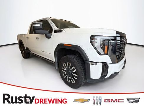Used 2024 GMC Sierra 3500 Denali Ultimate AWD/4WD image 1