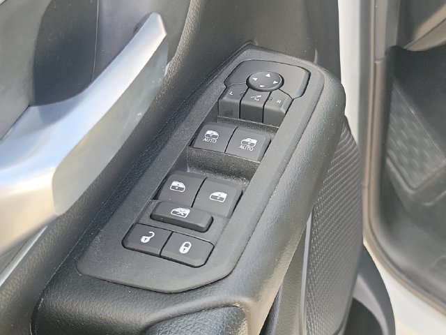 Used 2025 RAM 1500 Big Horn AWD/4WD image 19