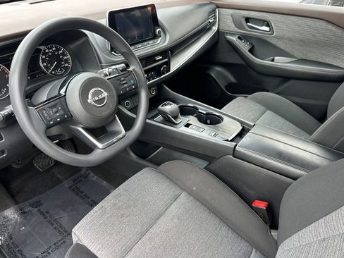 Used 2023 Nissan Rogue SV FWD image 11
