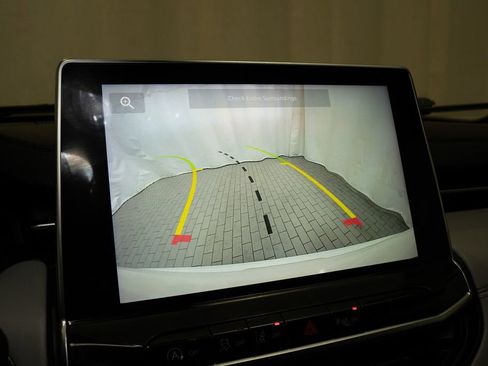 Used 2023 Jeep Compass Limited image 13