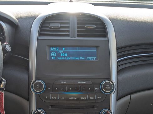 Used 2015 Chevrolet Malibu LS w/ Protection Package FWD image 13