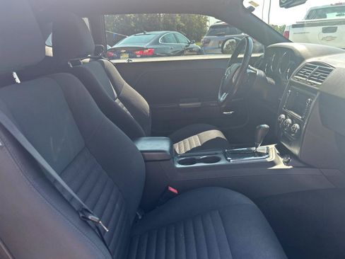 Used 2011 Dodge Challenger R/T RWD image 22