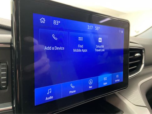 Used 2023 Ford Explorer XLT w/ Equipment Group 202A image 29