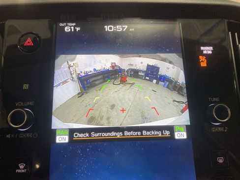 Used 2024 Subaru Ascent Premium w/ Convenience Package image 24