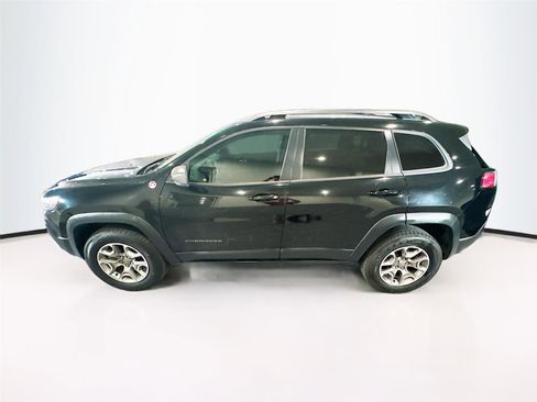 Used 2021 Jeep Cherokee Trailhawk image 29