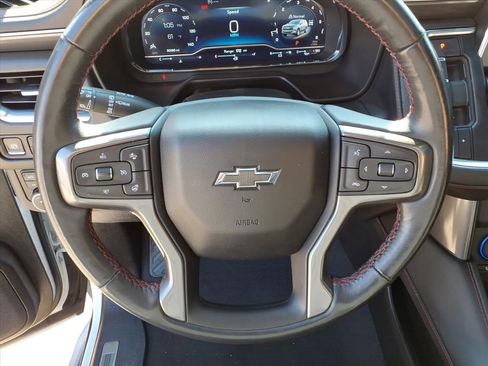 Certified 2022 Chevrolet Suburban RST w/ Sport Performance Package image 21