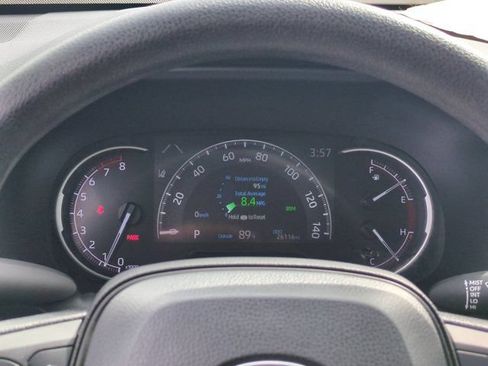 Used 2024 Toyota RAV4 XLE FWD image 20