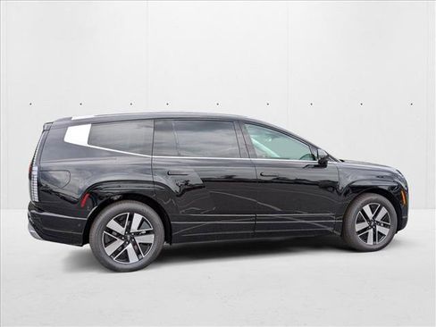 New 2026 Hyundai Ioniq 9 SEL image 4