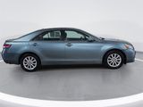 Used 2011 Toyota Camry XLE image 2