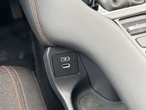 Used 2025 Honda HR-V Sport image 32