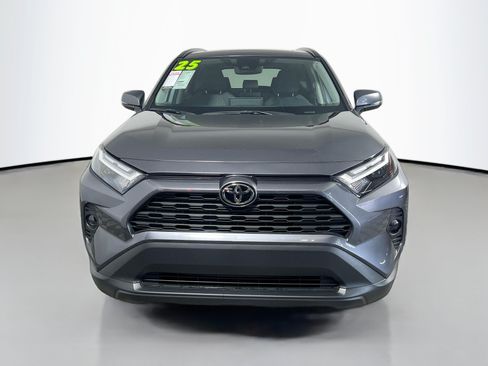 Used 2025 Toyota RAV4 XLE w/ Convenience Package FWD image 11