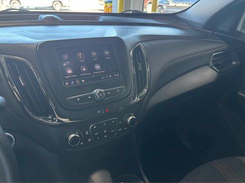 Used 2022 Chevrolet Equinox RS AWD/4WD image 21