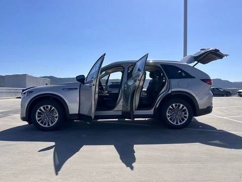 Certified 2024 MAZDA CX-90 Plug-In Hybrid w/ Preferred AWD/4WD image 29
