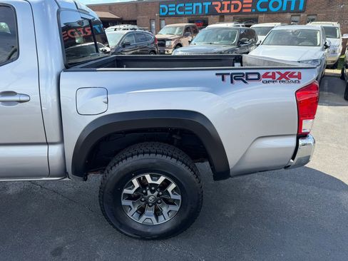 Used 2019 Toyota Tacoma TRD Off-Road image 43