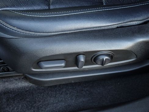 Used 2022 Chevrolet Bolt EUV Premier w/ Sun & Sound Package image 22