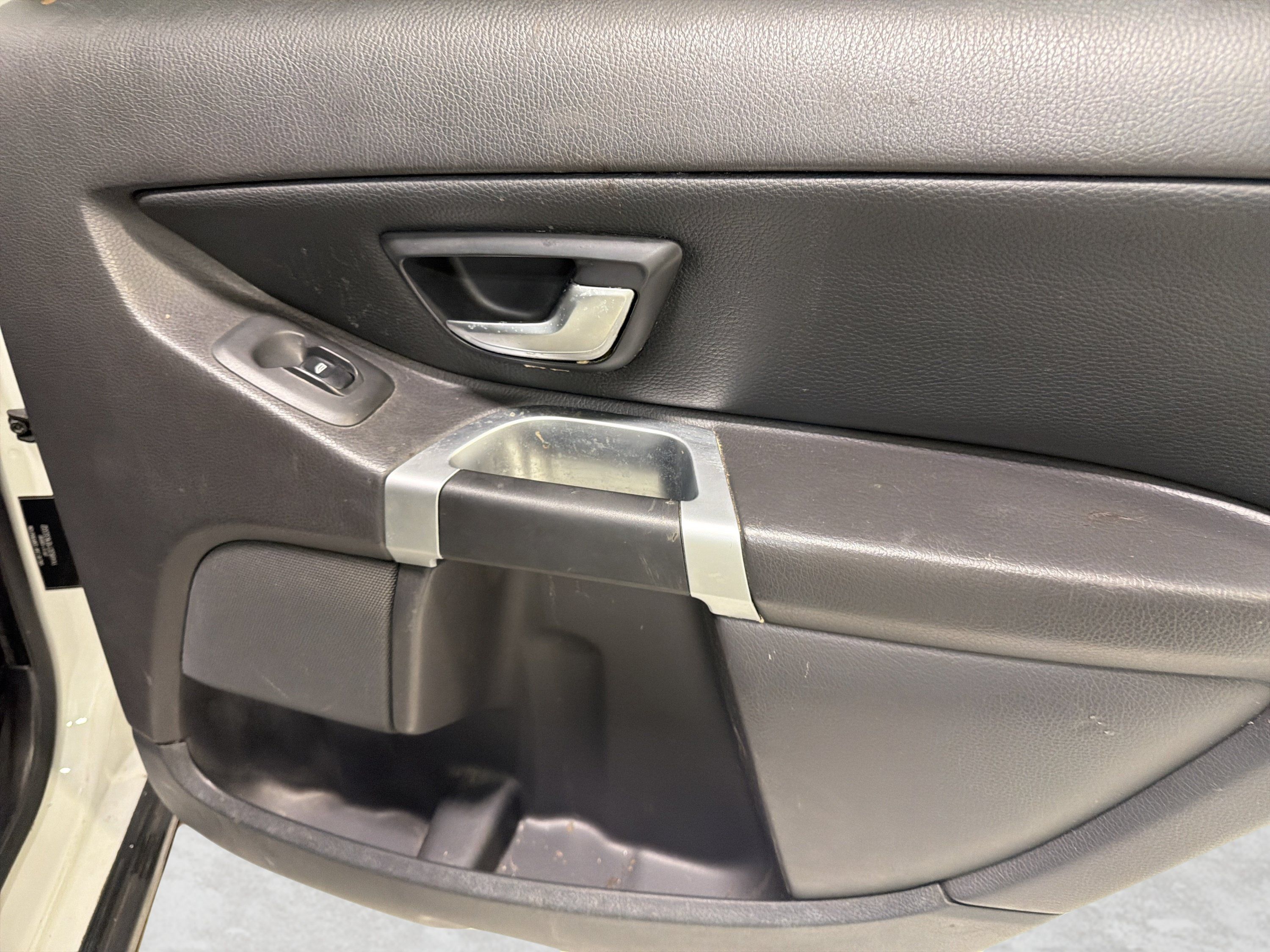 Used 2013 Volvo XC90 3.2 FWD image 15