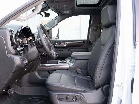 New 2026 Chevrolet Silverado 3500 LTZ w/ LTZ Convenience Package image 12