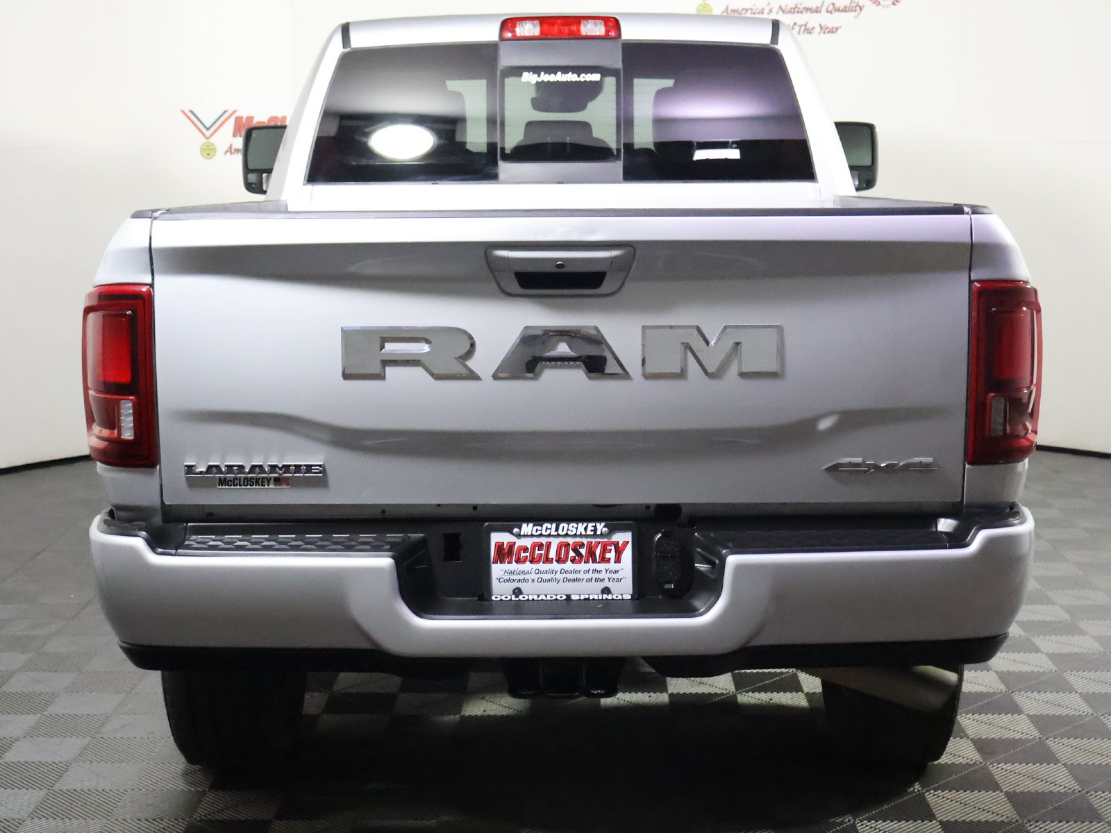 Used 2026 RAM 2500 Laramie AWD/4WD image 11