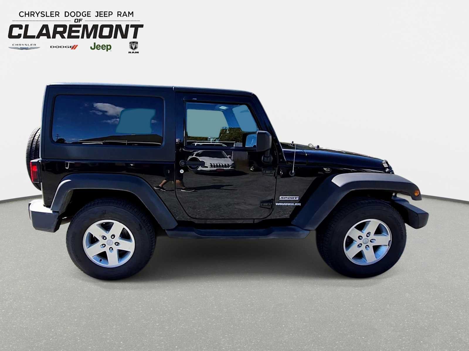 Used 2012 Jeep Wrangler Sport AWD/4WD image 9
