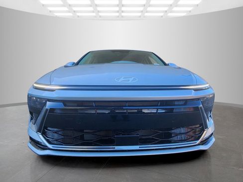 New 2026 Hyundai Sonata SEL FWD image 2