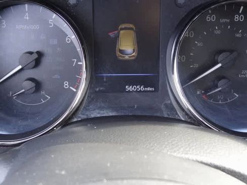 Used 2022 Nissan Rogue Sport S image 10