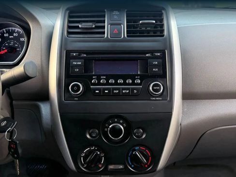 Used 2015 Nissan Versa SV FWD image 25
