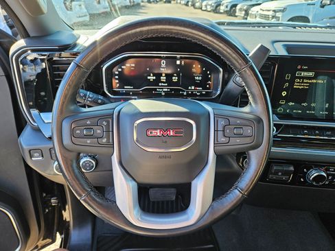 Used 2022 GMC Sierra 1500 Elevation w/ X31 Off-Road Package AWD/4WD image 30