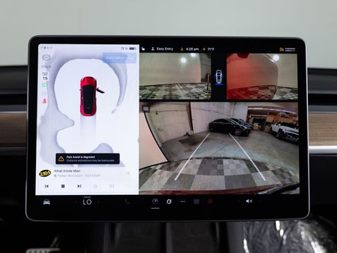 Used 2024 Tesla Model Y Performance image 37