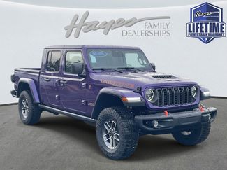 New 2026 Jeep Gladiator Mojave video 1