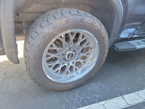 Used 2022 GMC Sierra 1500 Denali w/ Technology Package image 4