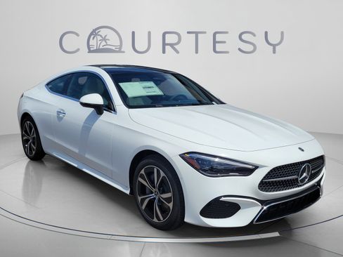 New 2026 Mercedes-Benz CLE 300 4MATIC Coupe image 4