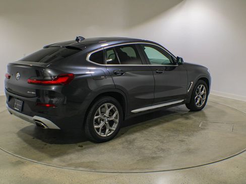 Used 2023 BMW X4 xDrive30i w/ Premium Package AWD/4WD image 6