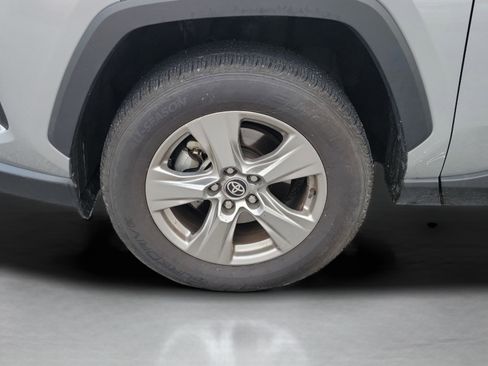 Used 2024 Toyota RAV4 XLE image 30
