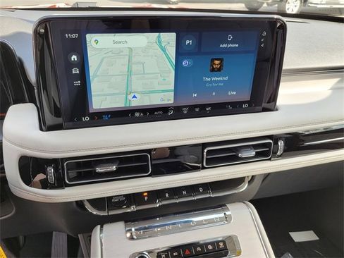 New 2025 Lincoln Aviator Reserve w/ Equipment Group 201A image 11