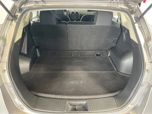 Used 2014 Nissan Rogue S image 12