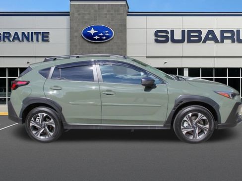 Used 2026 Subaru Crosstrek 2.5i Premium AWD/4WD image 12