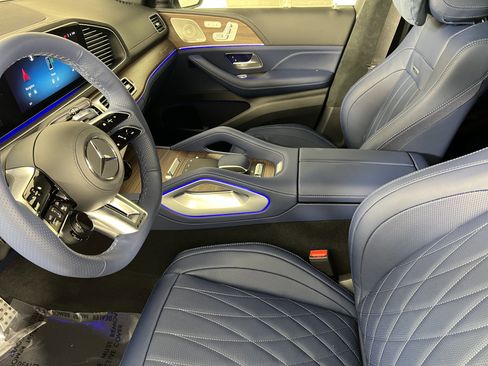 New 2026 Mercedes-Benz GLE 63 AMG S image 4