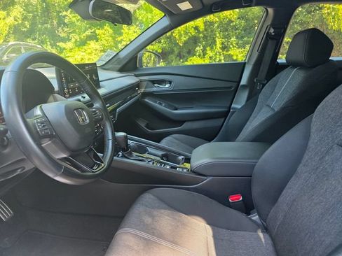 Used 2024 Honda Accord Sport image 6