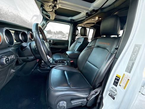 Used 2021 Jeep Gladiator Mojave AWD/4WD image 22