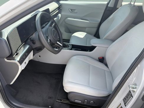 Used 2024 Hyundai Kona SEL FWD image 16